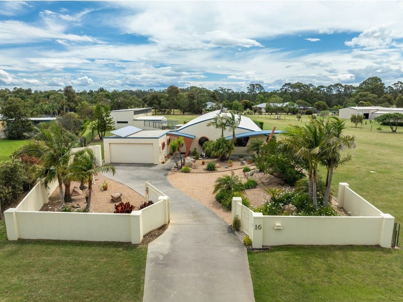 16 Lake Victoria Road, Eagle Point VIC 3878
