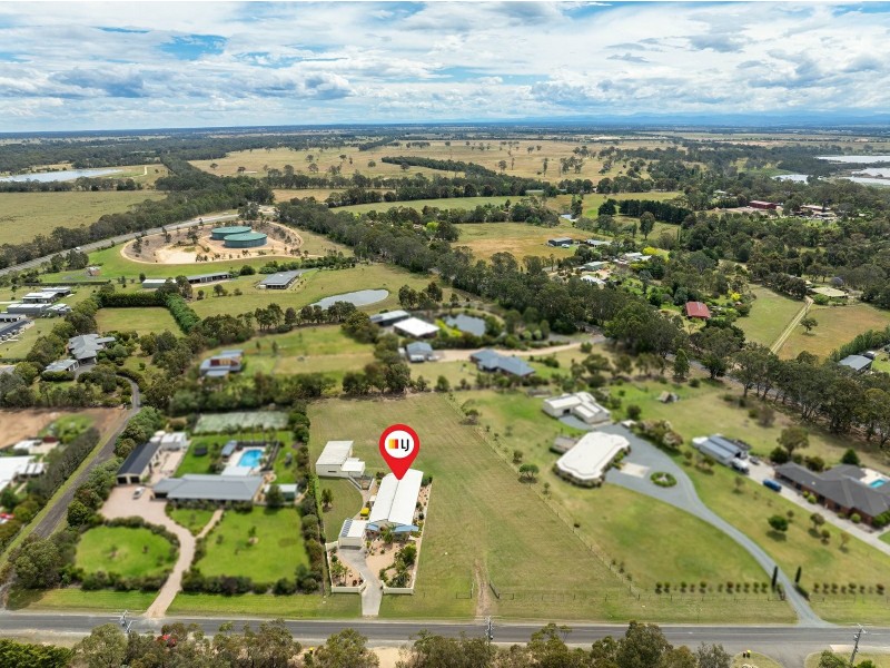 16 Lake Victoria Road, Eagle Point VIC 3878