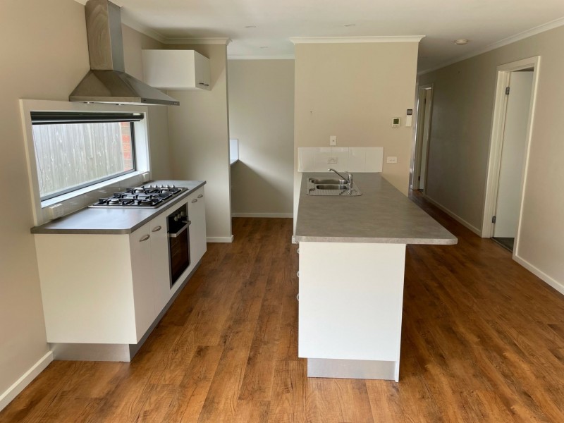 6 Eaton Place, Paynesville VIC 3880