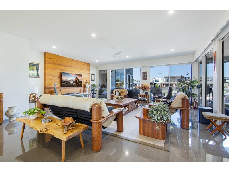 13 Driftwood Close, Paynesville VIC 3880