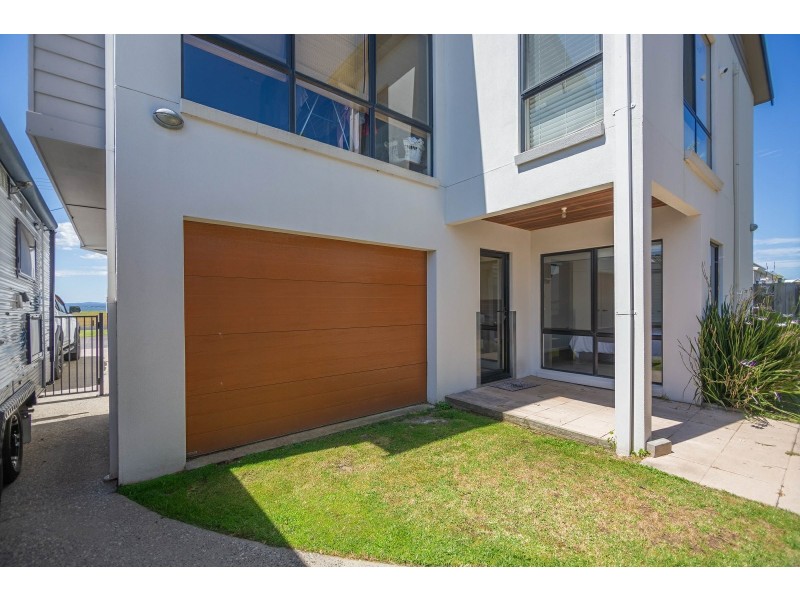 10 View Street, Paynesville VIC 3880