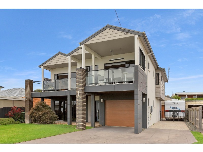 10 View Street, Paynesville VIC 3880