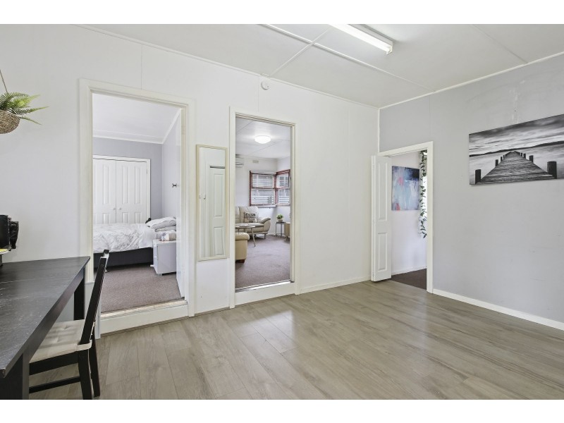 32 Fourth Avenue, Raymond Island VIC 3880