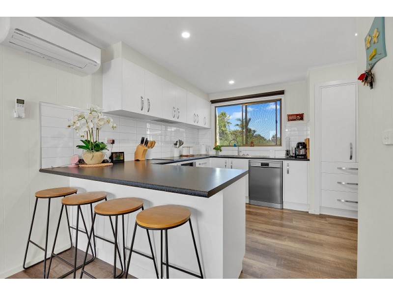 8 Government Road, Paynesville VIC 3880