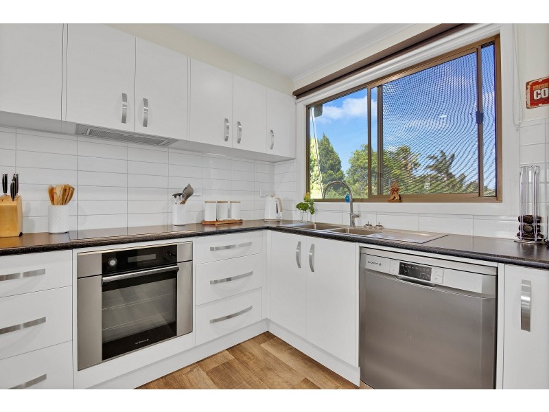 8 Government Road, Paynesville VIC 3880