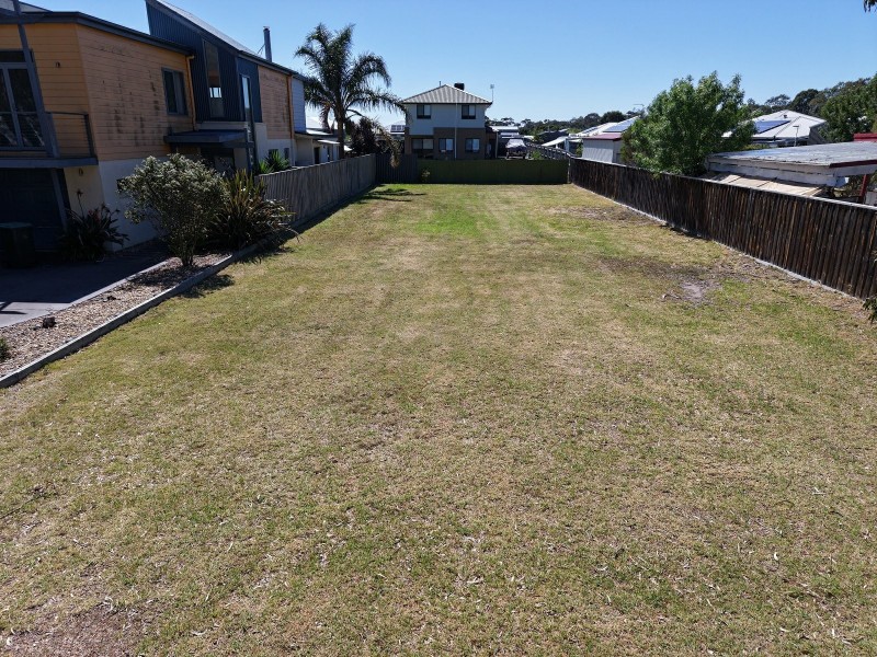 7 Green Court, Eagle Point VIC 3878