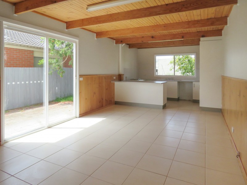 2/4 Waverley Court, Paynesville VIC 3880