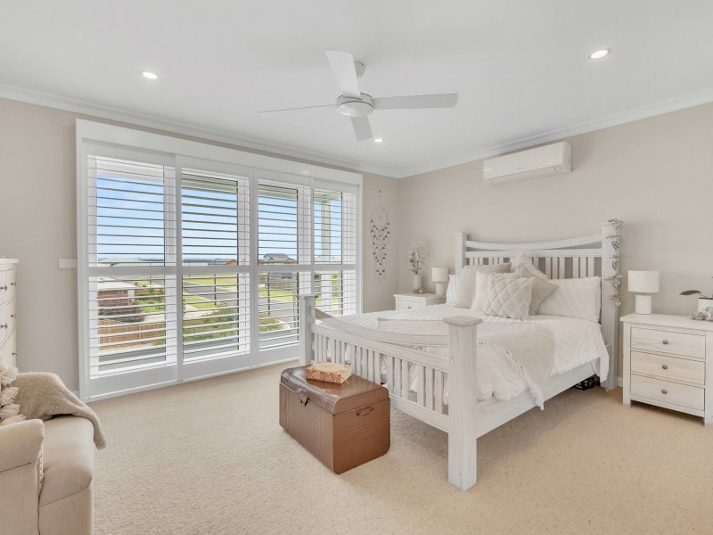 8 Seagreen Close, Eagle Point VIC 3878