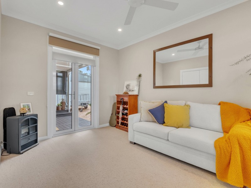 8 Seagreen Close, Eagle Point VIC 3878