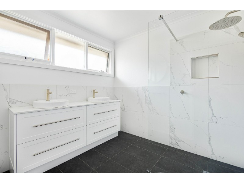 66 Langford Parade, Paynesville VIC 3880