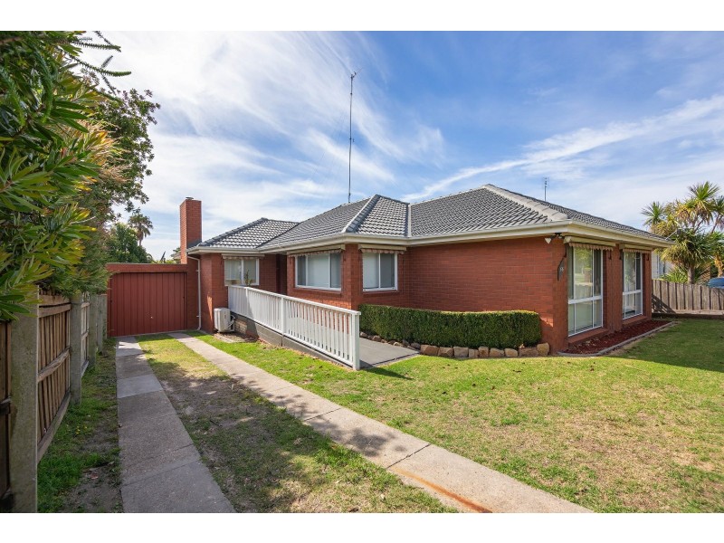 66 Langford Parade, Paynesville VIC 3880