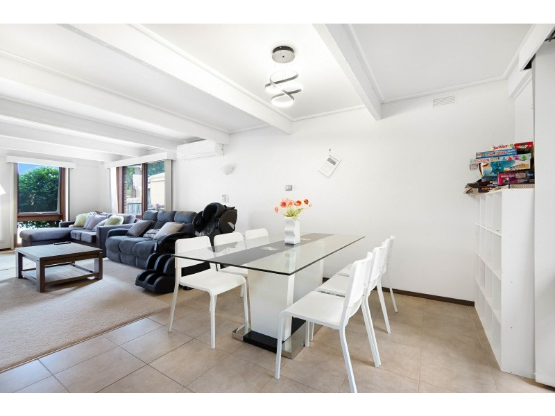 27 Gilsenan Street, Paynesville VIC 3880