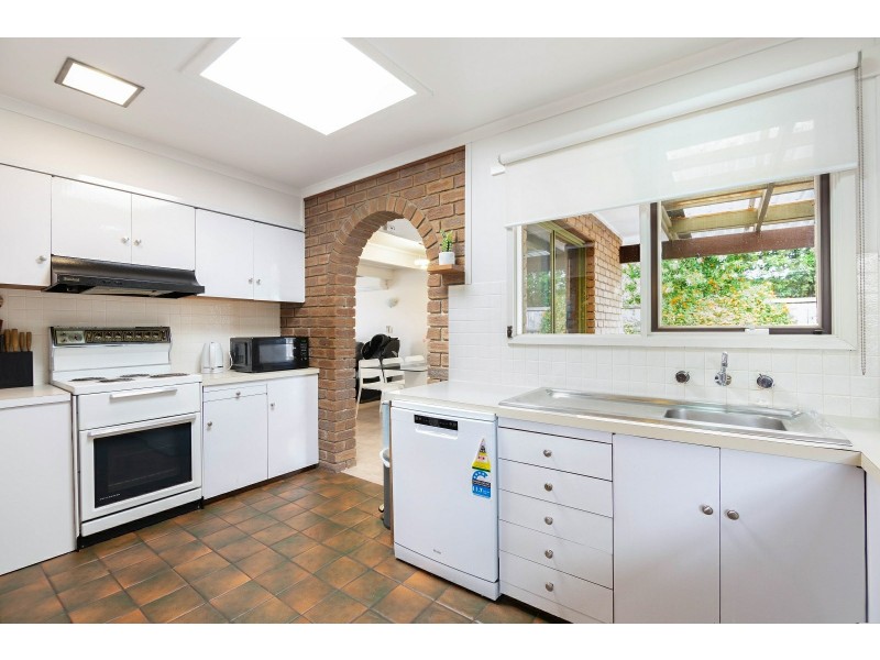 27 Gilsenan Street, Paynesville VIC 3880