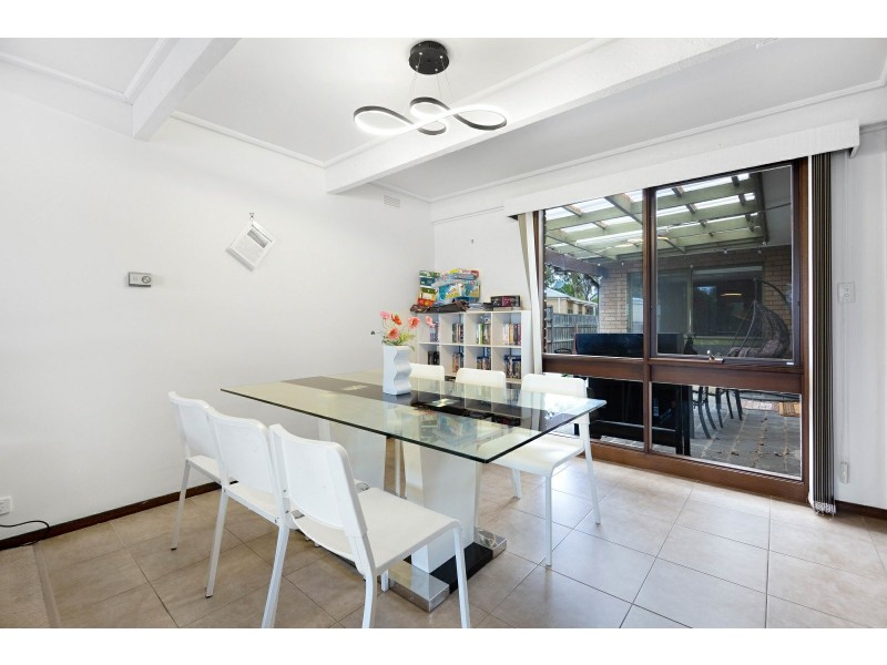 27 Gilsenan Street, Paynesville VIC 3880