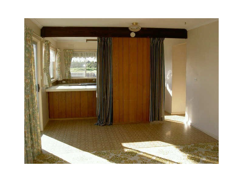 95 Bay Road, Eagle Point VIC 3878