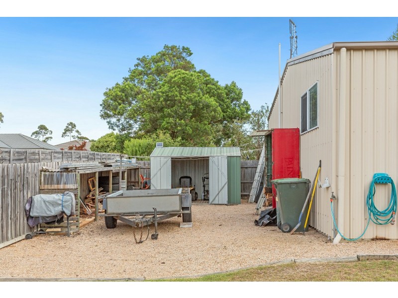 18 Landfall Avenue, Newlands Arm VIC 3875