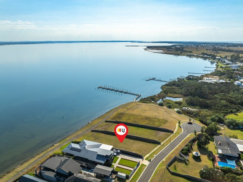 19 Yalca Mews, Eagle Point VIC 3878