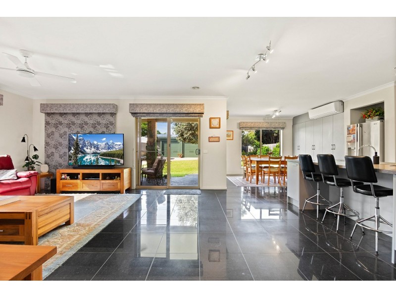 23 Gilsenan Street, Paynesville VIC 3880