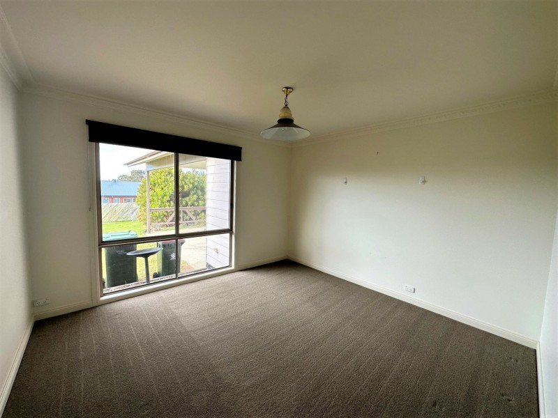 9 Midway Avenue, Newlands Arm VIC 3875