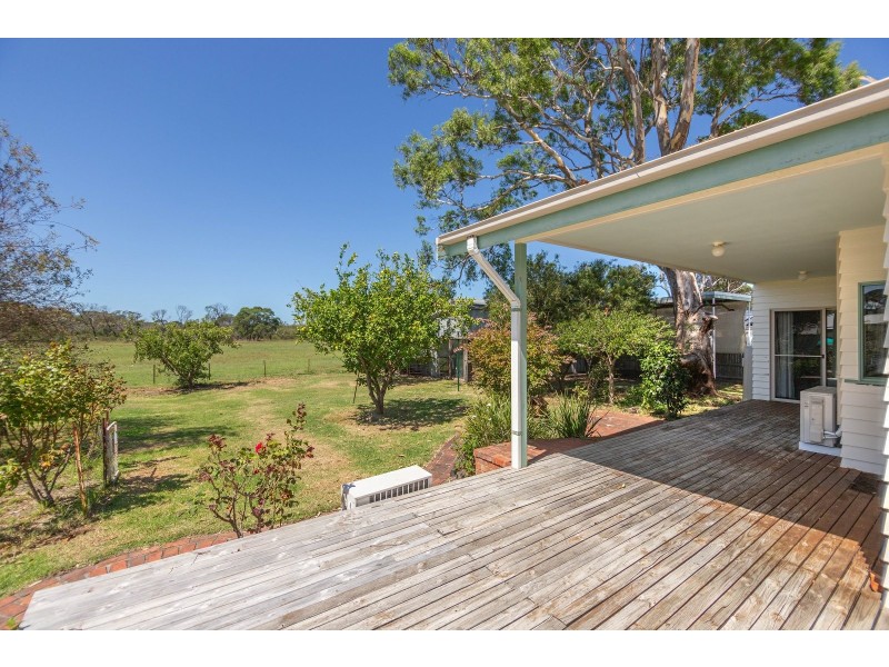 153 Western Boulevard, Raymond Island VIC 3880