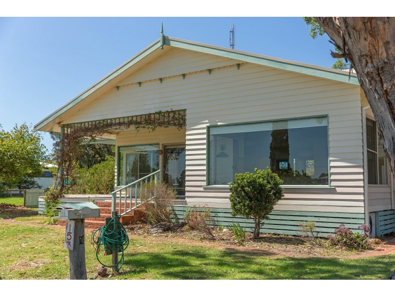 153 Western Boulevard, Raymond Island VIC 3880