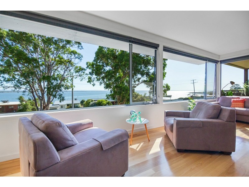 176 Bay Road, Eagle Point VIC 3878