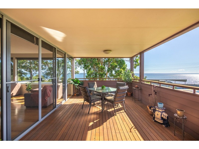 176 Bay Road, Eagle Point VIC 3878