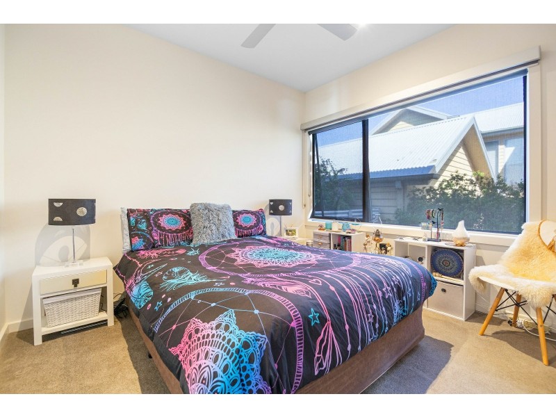 176 Bay Road, Eagle Point VIC 3878