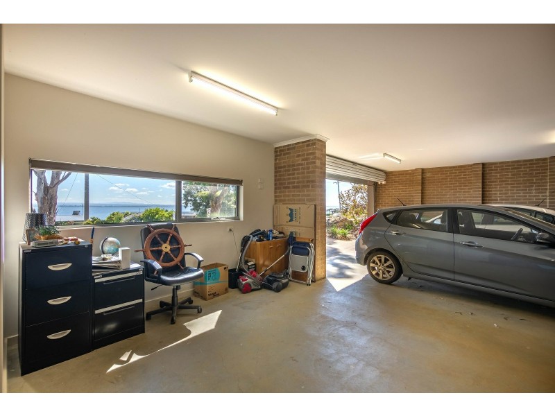 176 Bay Road, Eagle Point VIC 3878