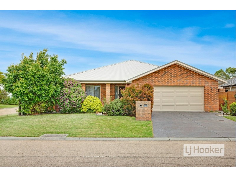 26 Jim Way, Paynesville VIC 3880