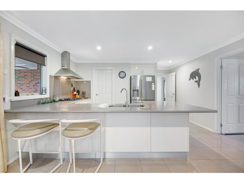 26 Jim Way, Paynesville VIC 3880