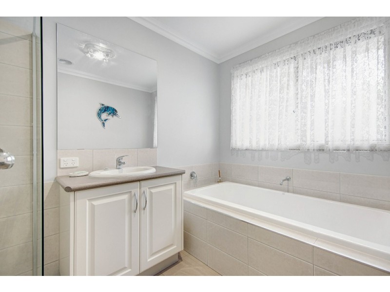 26 Jim Way, Paynesville VIC 3880