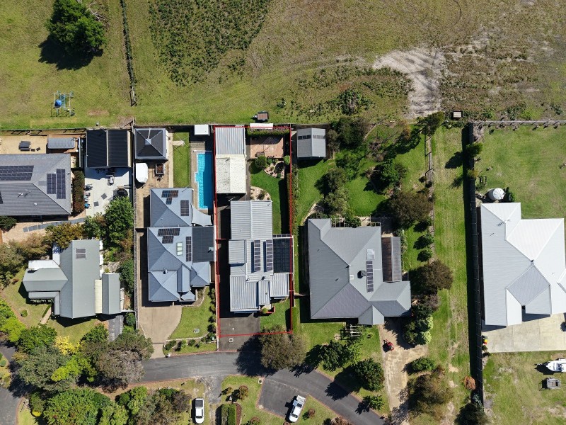 14 Kellina Court, Paynesville VIC 3880