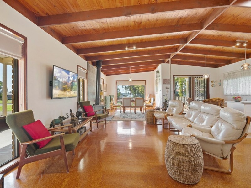 16 Bayside Avenue, Newlands Arm VIC 3875