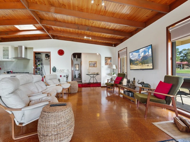 16 Bayside Avenue, Newlands Arm VIC 3875