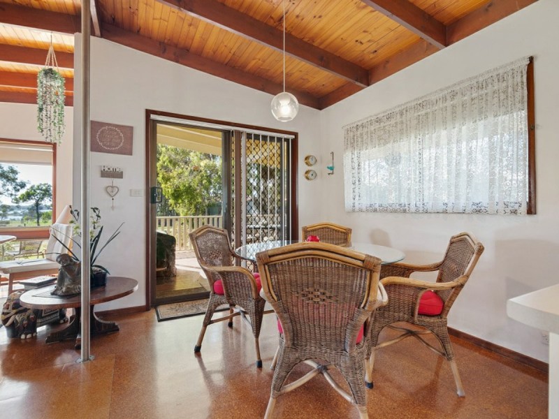 16 Bayside Avenue, Newlands Arm VIC 3875