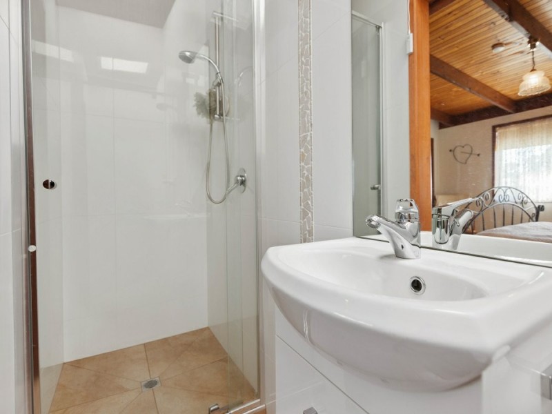 16 Bayside Avenue, Newlands Arm VIC 3875