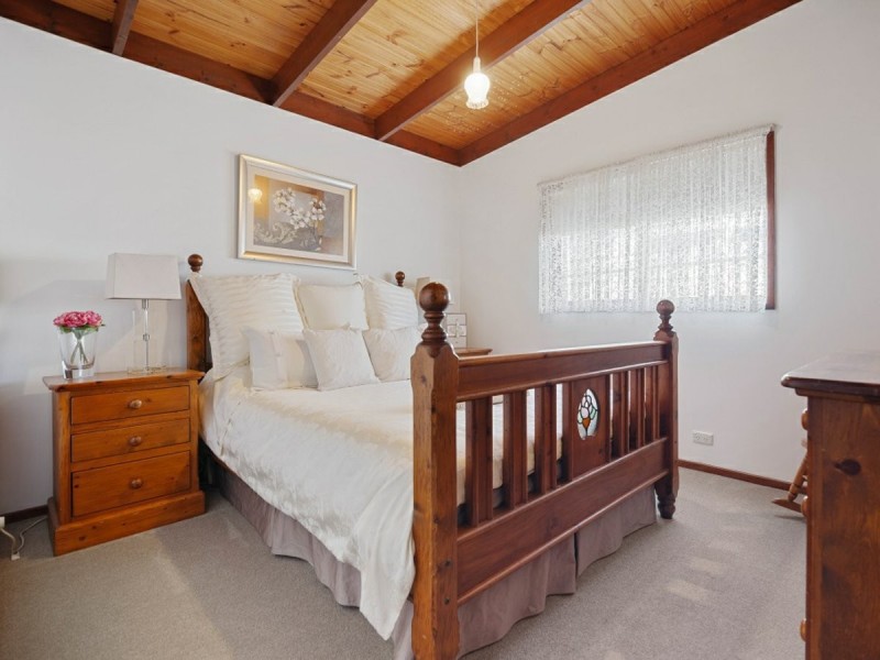 16 Bayside Avenue, Newlands Arm VIC 3875