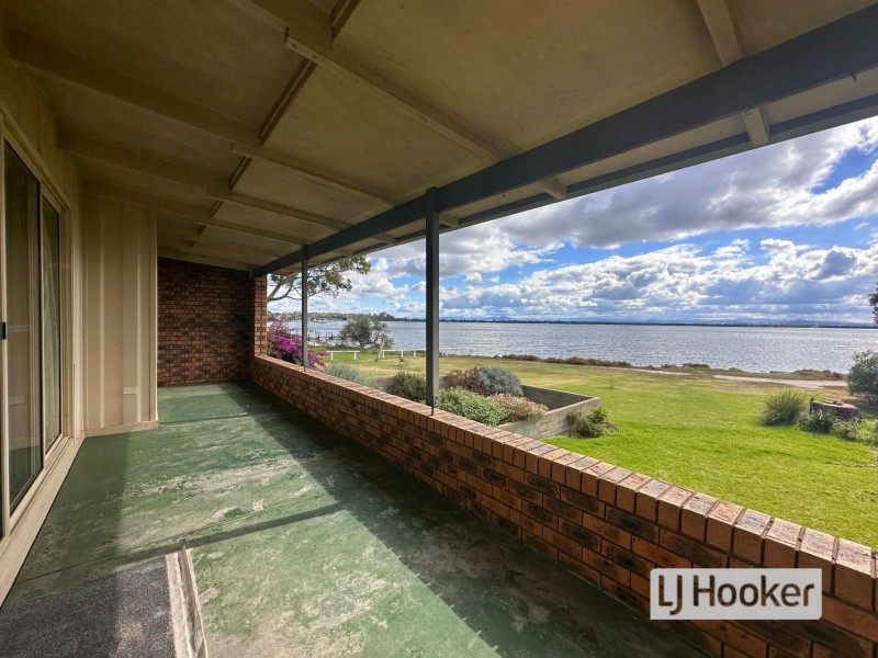 207 Bay Road, Eagle Point VIC 3878