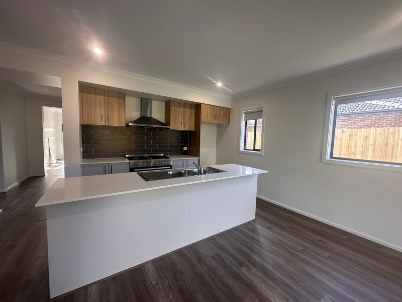 18 Camden Street, Lucknow VIC 3875