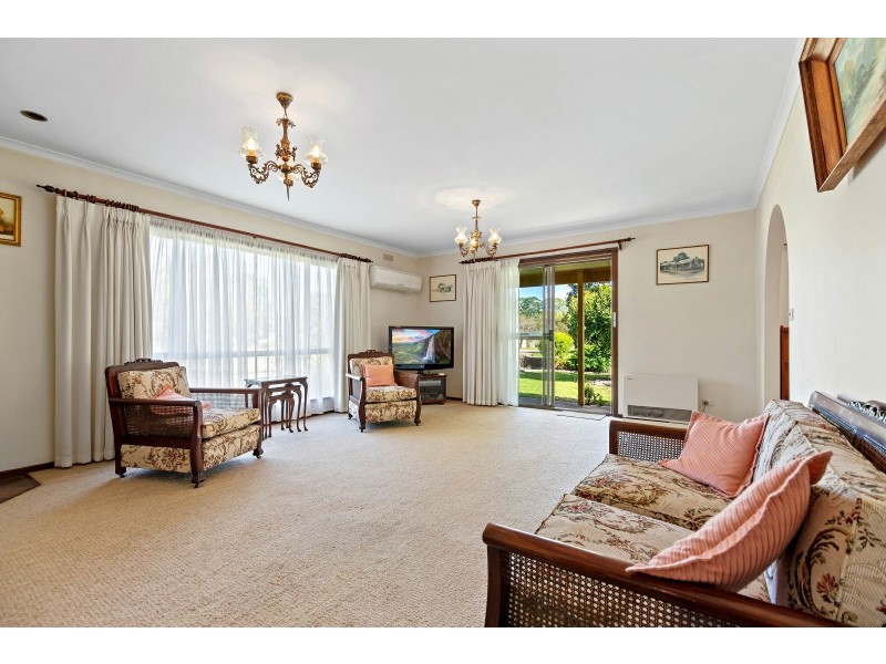 24 Vaughan Street, Paynesville VIC 3880