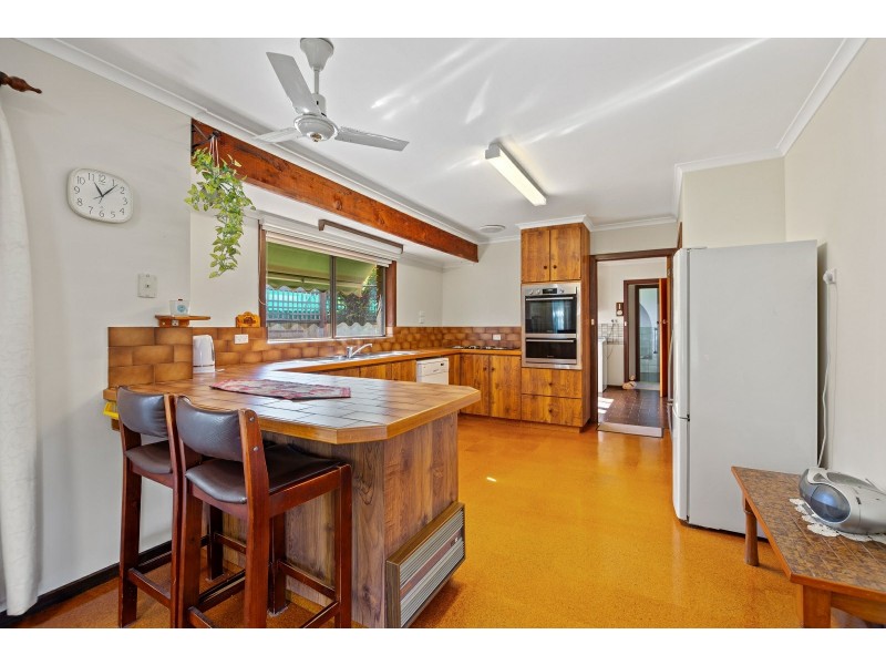 24 Vaughan Street, Paynesville VIC 3880