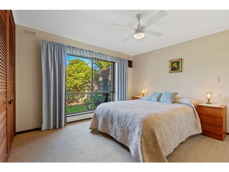 24 Vaughan Street, Paynesville VIC 3880