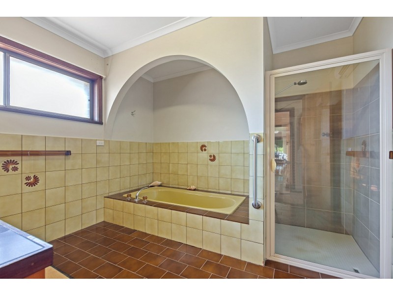 24 Vaughan Street, Paynesville VIC 3880