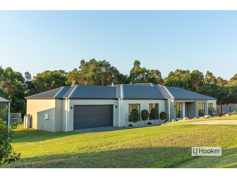 11 Besley Close, Metung VIC 3904