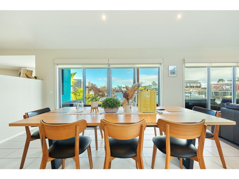 9 Government Road, Paynesville VIC 3880