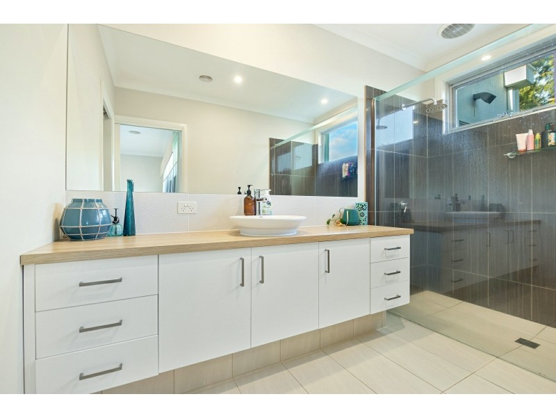 9 Government Road, Paynesville VIC 3880