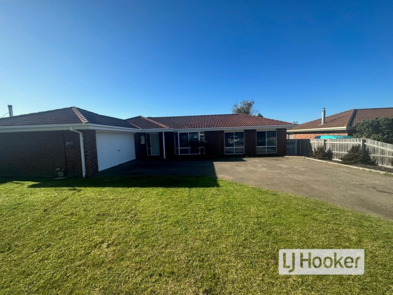 100 Newlands Drive, Paynesville VIC 3880