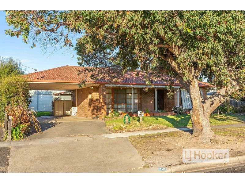 16 Queen Street, Paynesville VIC 3880