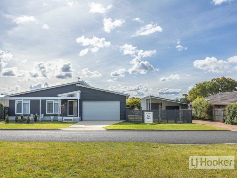 3 Landfall Avenue, Newlands Arm VIC 3875